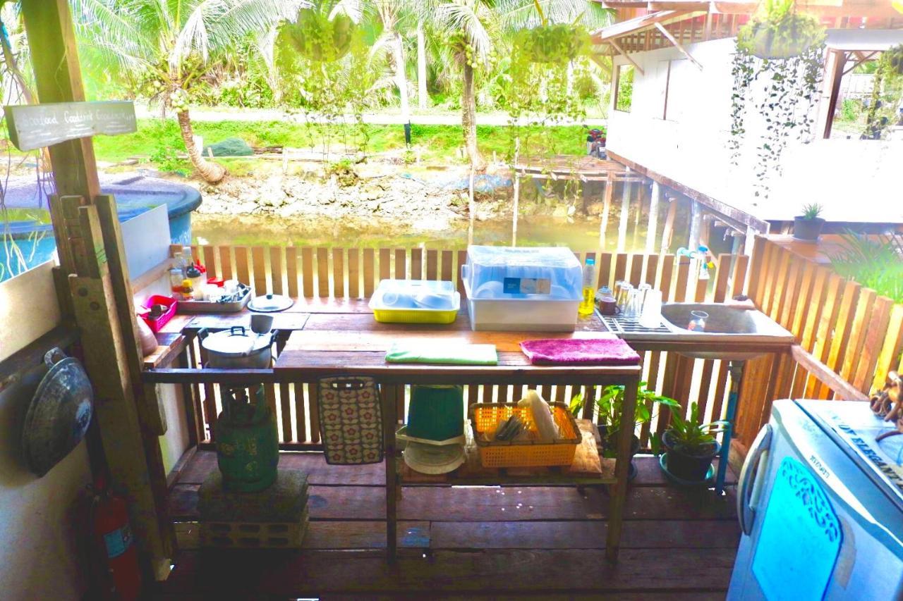 Lungkluay Homestay Ko Kut Экстерьер фото